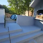 度假居 Punta Bjanca Stone House 韦利拉特