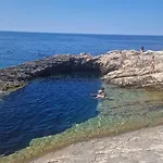 Punta Bjanca Stone House *