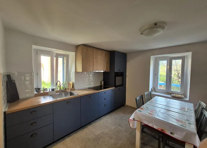 Punta Bjanca Stone House *