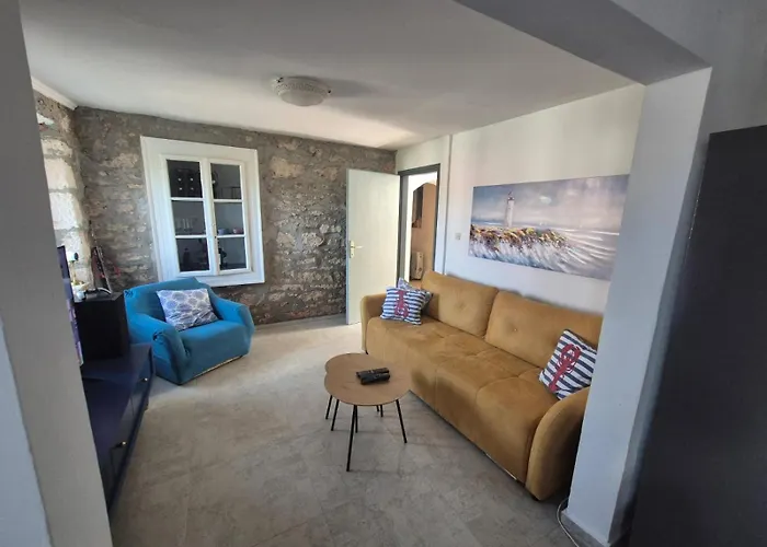 Дом отдыха Punta Bjanca Stone House *
