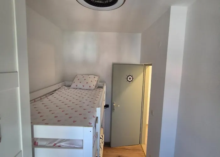 Punta Bjanca Stone House *