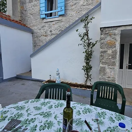 Nyaraló Punta Bjanca Stone House