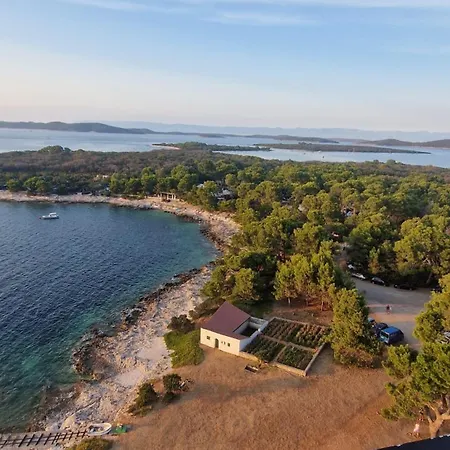 Punta Bjanca Stone House *