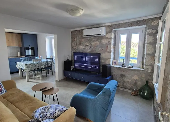 Tatil Evi Punta Bjanca Stone House *